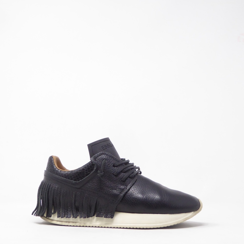 ESSEutESSE Women Black Pebble Leather Fringe Moccasin Sneakers 38 / 7.5-8